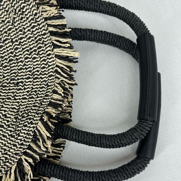 ZARA Black and Cream Woven Straw Round Hand Tote Crossbody Bag - Picture 10 of 15